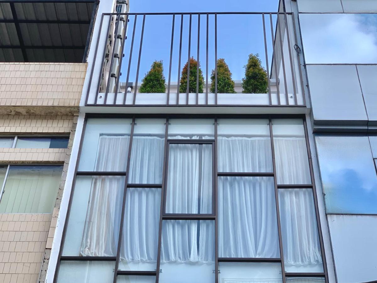 Stay Inn Hostel Джакарта Екстер'єр фото
