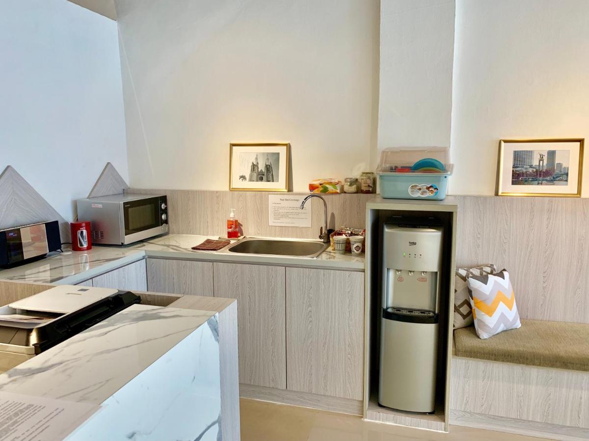 Stay Inn Hostel Джакарта Екстер'єр фото